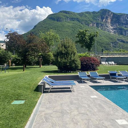 Villaggio Hotel Aquila Calliano  Exteriör bild