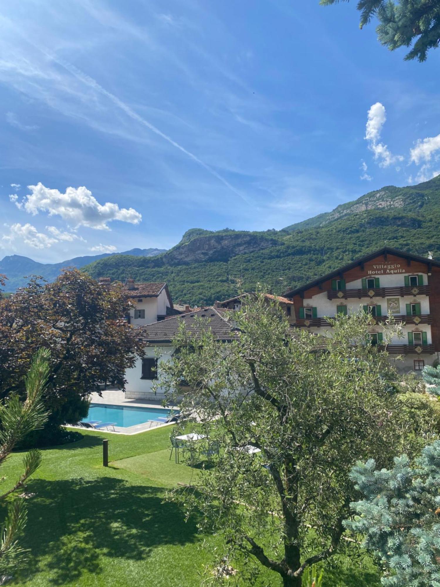 Villaggio Hotel Aquila Calliano  Exteriör bild